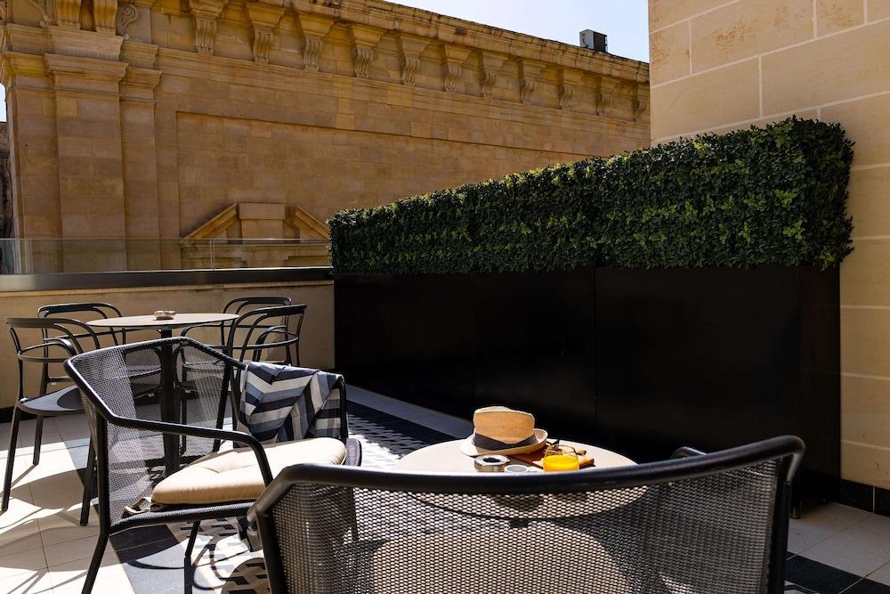 The Cumberland By Neu Collective Hotel Valletta Exterior photo